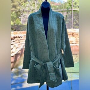 NIKE WOMENS YOGA THERMA FIT LUXE OVERSIZED REVERSIBLE WRAP TOP DQ6320-386 (L)